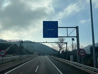 Arriving to Spain