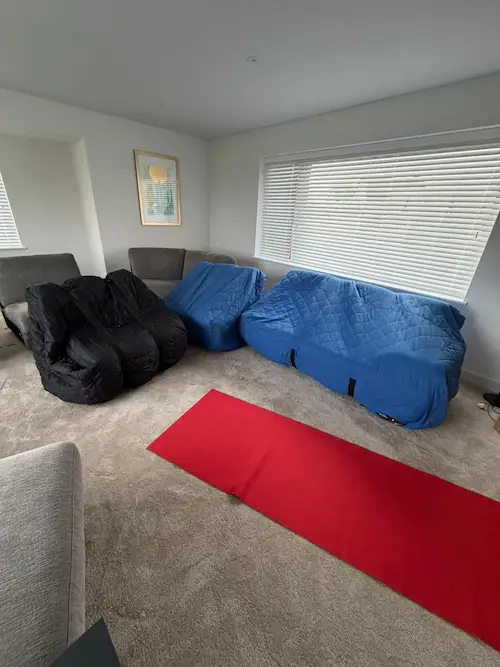 Sofa covers used by Gentlevan Removals in the Cotswolds