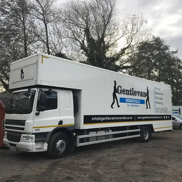 Gentlevan 18-tonne DAF lorry
